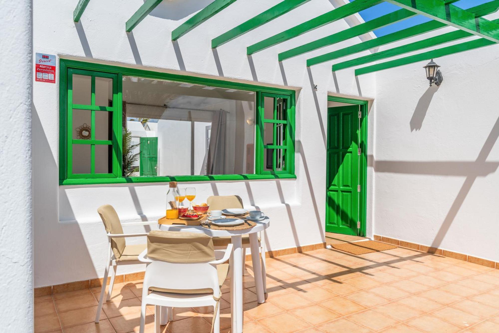 Bungalow Alma Ocean View Puerto del Carmen  Værelse billede