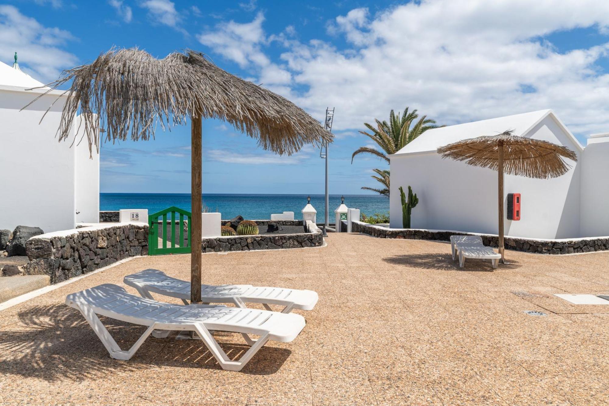 Bungalow Alma Ocean View Puerto del Carmen  Værelse billede